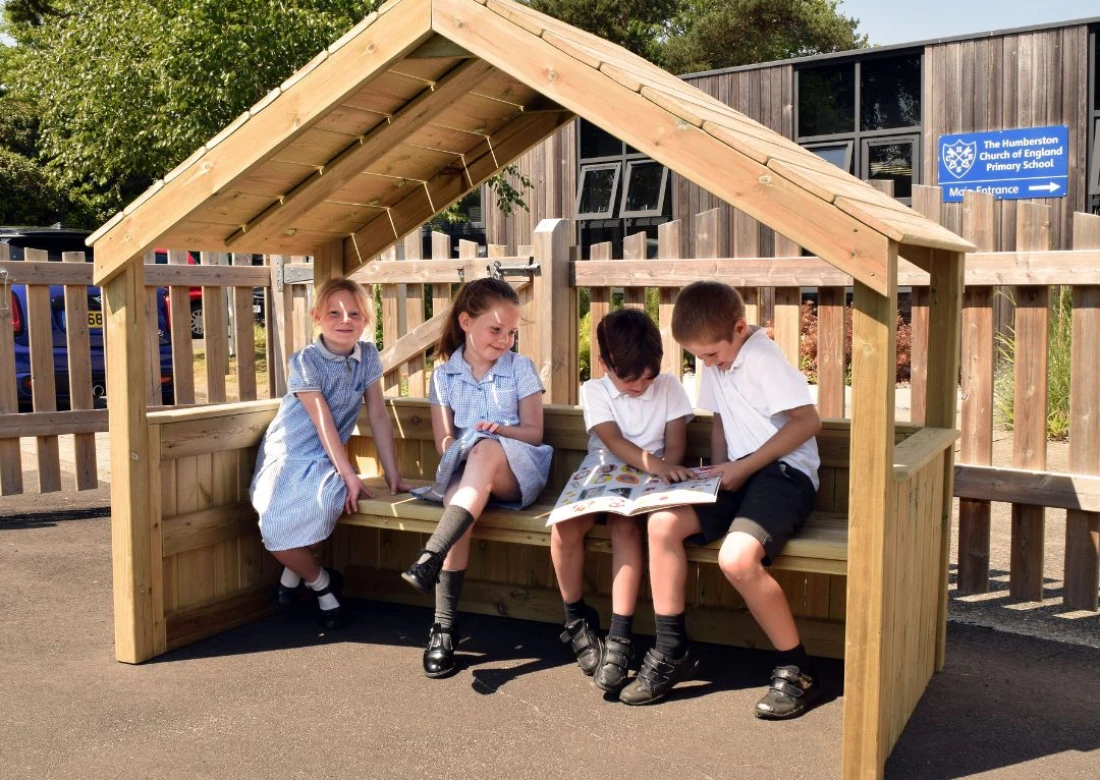 Outdoor Seating for Schools